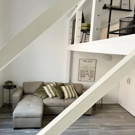Aura Pacinotti Loft * ميلان